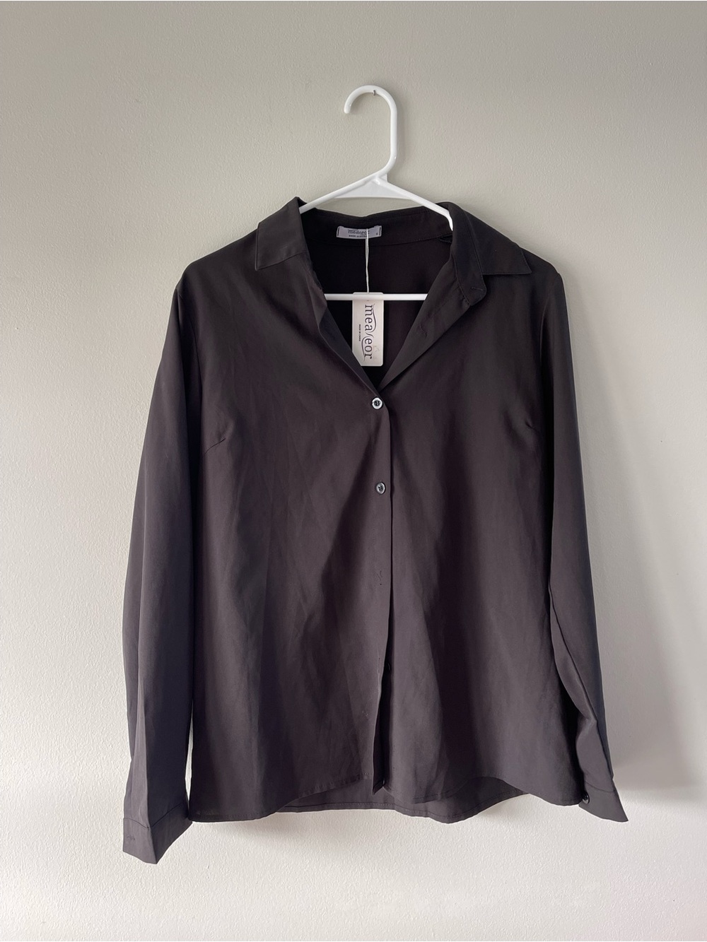 Women's Black Button-Down Shirt with Classic Collar